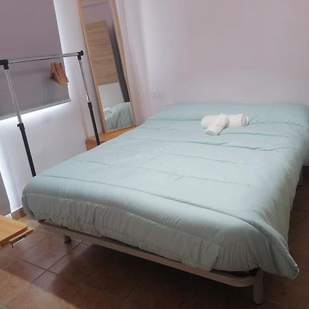 Apartamento San Juan Сан-Хуан-де-Аснальфараче Екстер'єр фото