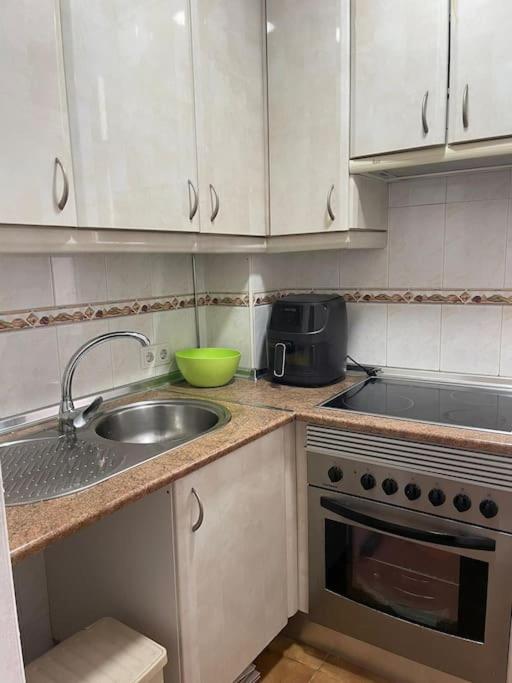 Apartamento San Juan Сан-Хуан-де-Аснальфараче Екстер'єр фото