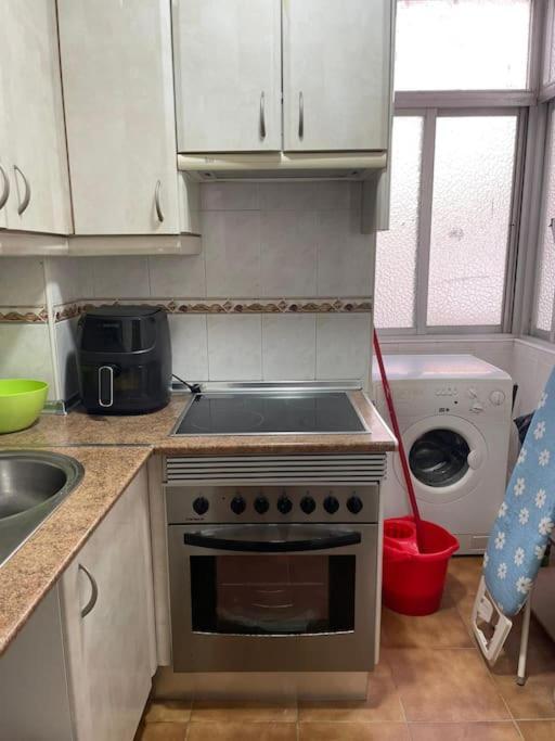 Apartamento San Juan Сан-Хуан-де-Аснальфараче Екстер'єр фото
